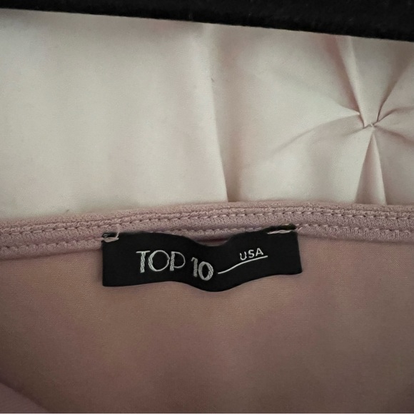 Chiffon sleeves crop top in dark pink size medium- M boutique - Picture 6 of 7